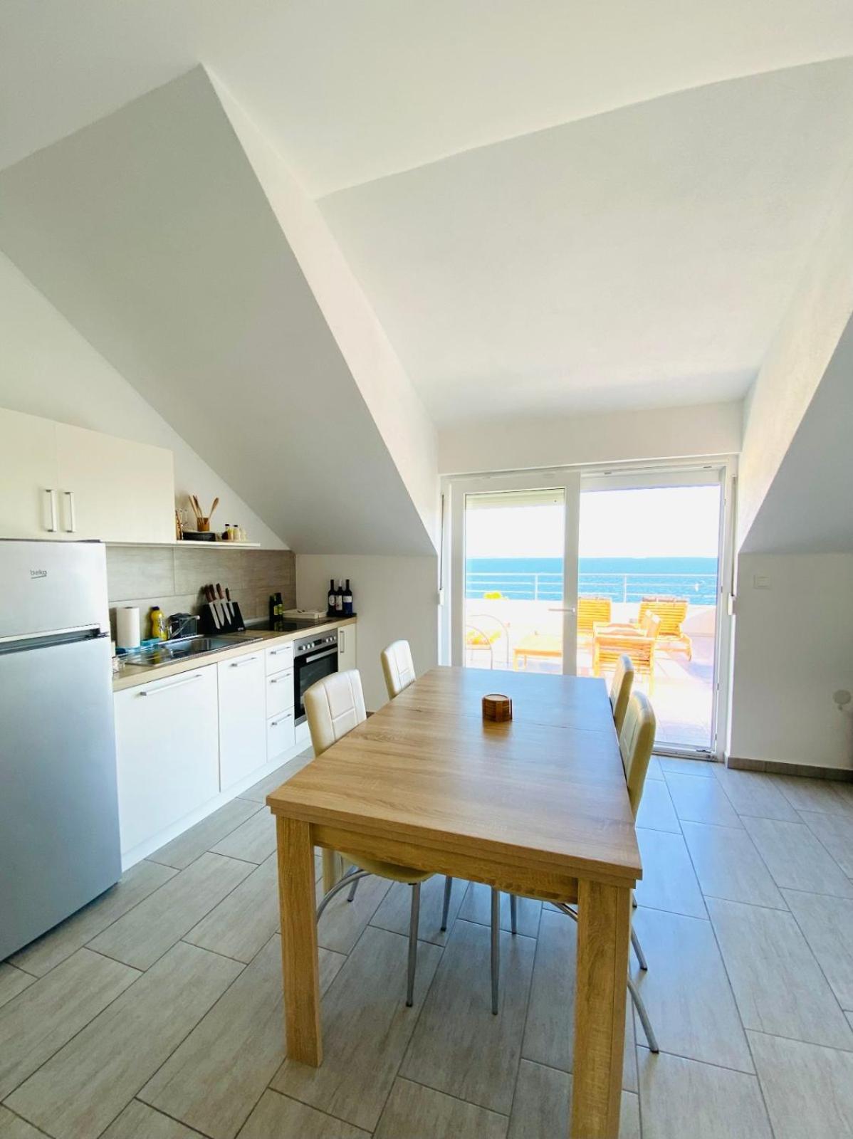 Apartments Toro Sveta Nedelja  Zewnętrze zdjęcie
