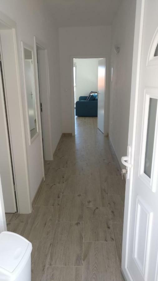Apartments Toro Sveta Nedelja  Zewnętrze zdjęcie
