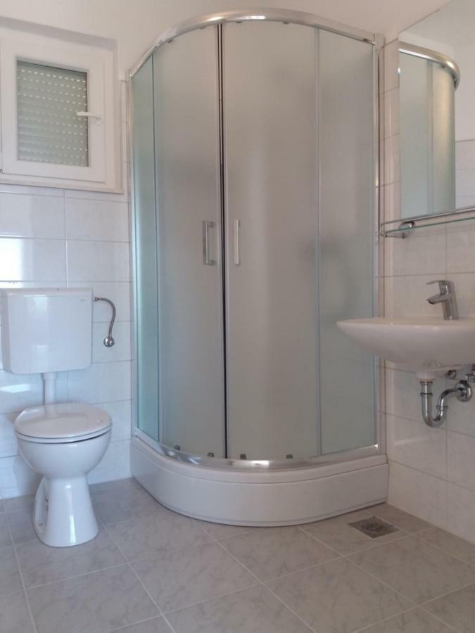 Apartments Toro Sveta Nedelja  Zewnętrze zdjęcie