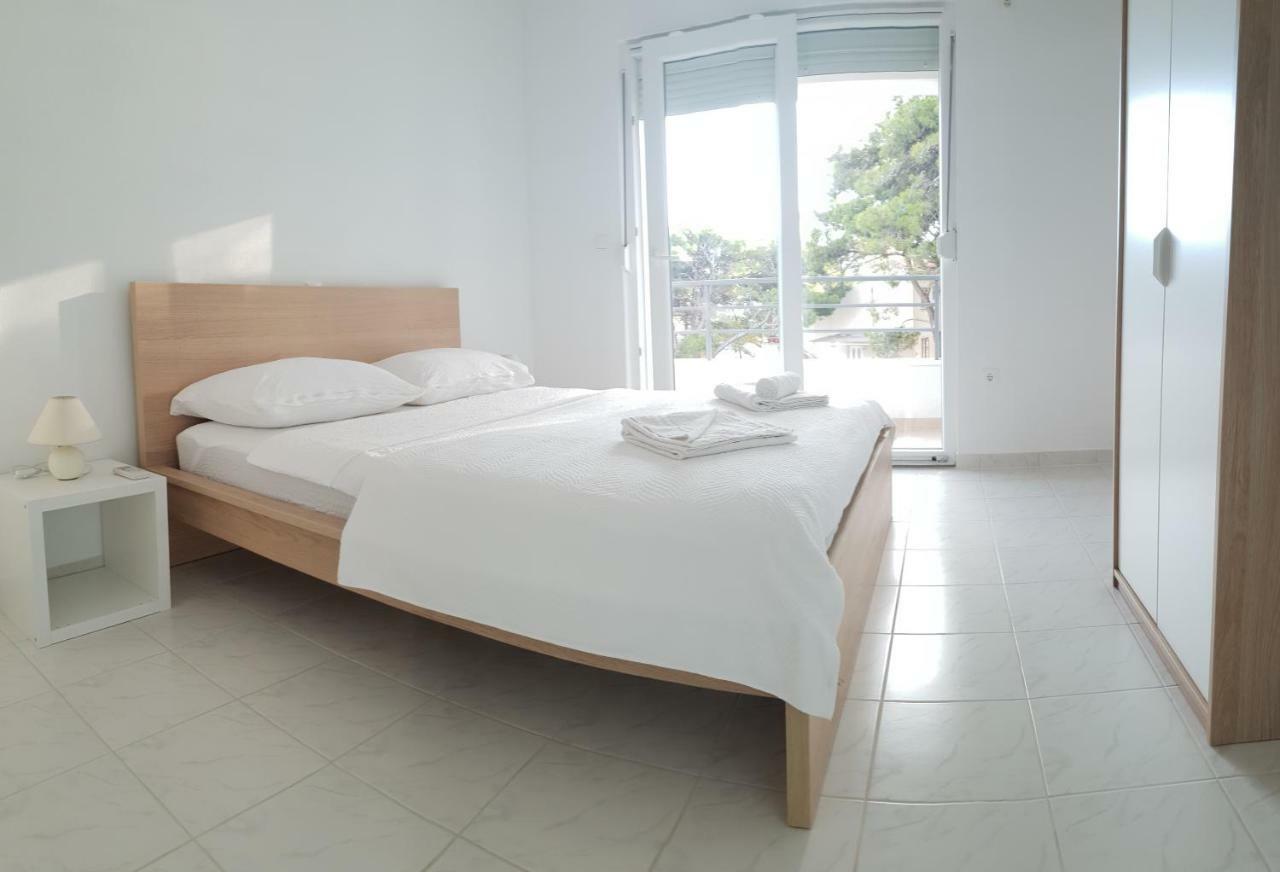 Apartments Toro Sveta Nedelja  Zewnętrze zdjęcie