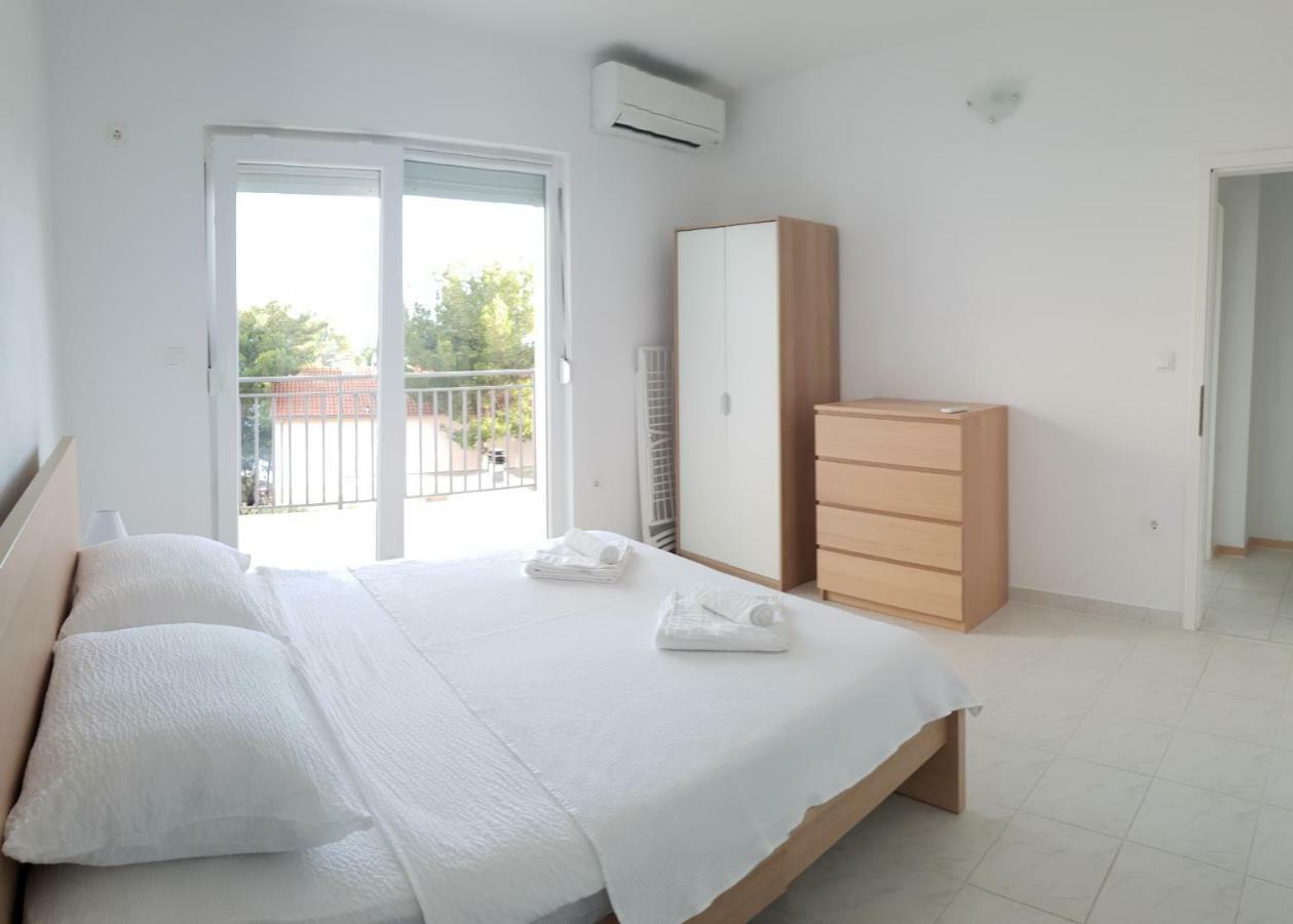 Apartments Toro Sveta Nedelja  Zewnętrze zdjęcie